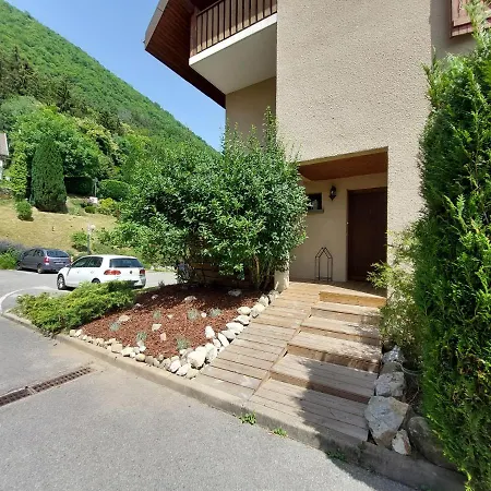 Le Cocon Proche Du D'annecy Apartment
